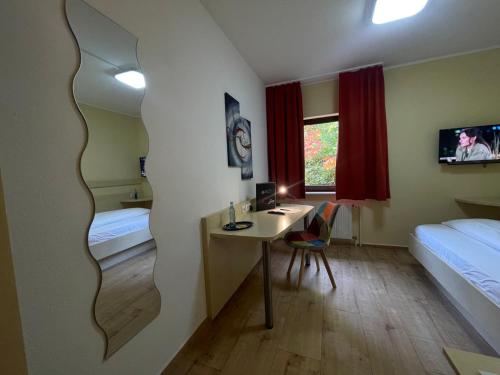 1 twin bed