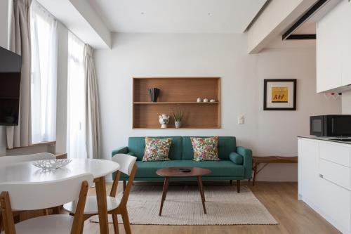 Heart of Athens Suites, Atene