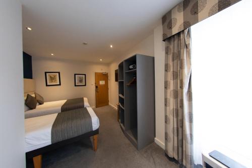 Duke Of Leinster Hotel - image 12