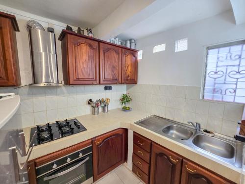 keuken, Kay Lucile, Vue mer sur les hauteurs du Carbet, 5 minutes plage in Le Carbet