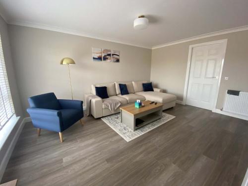 Charming 2-Bedroom Home with Private Driveway gîte à louer Carmunnock
