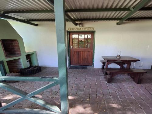 Rainbow Glen Self Catering Chalets Room Type - Economy Chalet