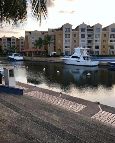 Rental in marina del Rey lecherias puerto la cru in Lecheria
