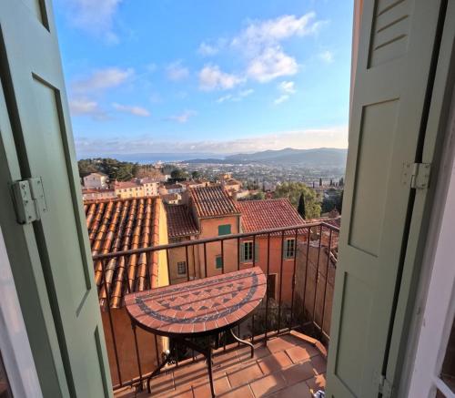 Charming Studio - in the heart of a medieval village - Bormes-les-Mimosas
