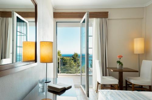 Alexander the Great Beach Hotel - image 13