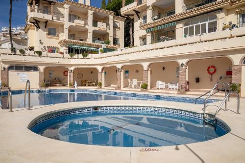 Two-Bedroom Apartment with Terrace and Sea View image 8