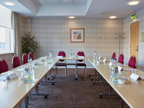Future Inn Cardiff Bay - image 6