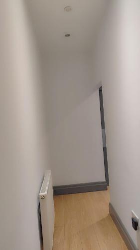 Double-Bedroom in the Heart of Eccles Manchester BH3 Perfect for Short Stays, Manchester (photo 3)