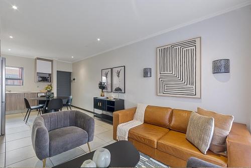 Quiet & Cozy 2 BR Retreat FREE Gym and Pool Access, Sandton (foto 11)
