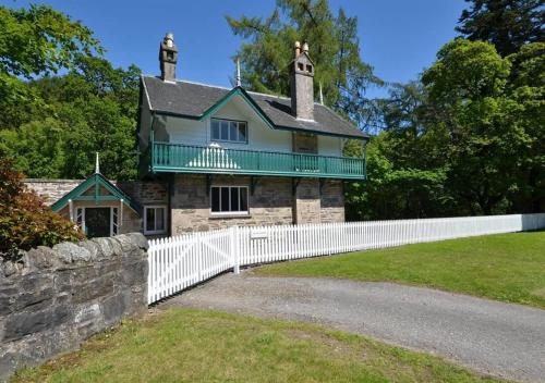 Swiss Cottage gîte à louer Burn of the Cowlatt