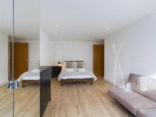 Pass the Keys Stylish 4-Bed3-Bath in Shoreditch - image 2