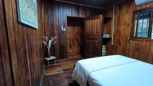 Kemmiu Guest House Sao Tome in Avenida Água Grande