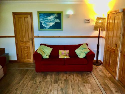 Rustic Apartment with Sea Views Rustic Apartment with Sea Views