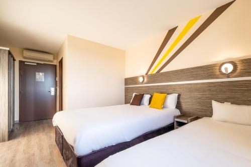 Sleeps 3