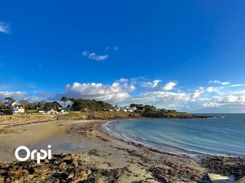 REF 042 Appartement T2 avec balcon et piscine Arzon REF 042 Appartement T2 avec balcon et piscine Arzon