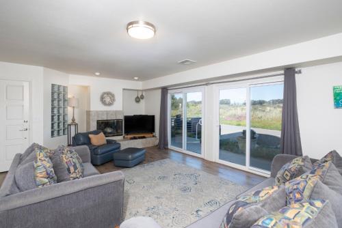 1730 Laguna Drive 1730 Laguna Drive