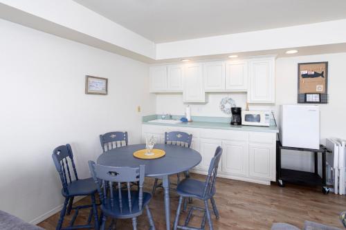 1730 Laguna Drive 1730 Laguna Drive