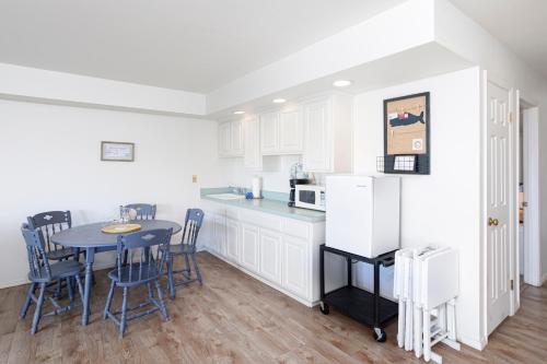 1730 Laguna Drive 1730 Laguna Drive