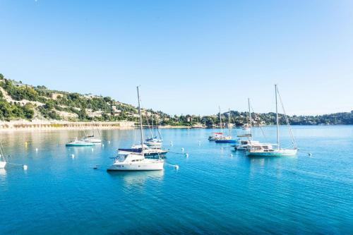 MARINE AP4445 By Riviera Holiday Homes - Location saisonnière - Villefranche-sur-Mer