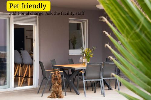 Sunny Mandre with terrace, 2 bedrooms, near beach in 曼德雷 (哥蘭)