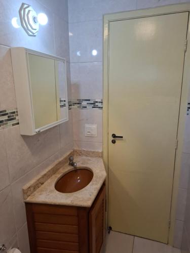 グアルジャ Apartamento Praia Guaruja 2つ星 シングルルーム スイート