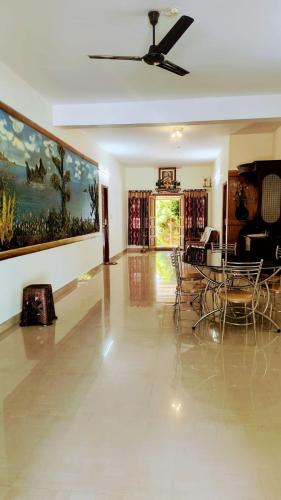 Annus Villa in Ramakkalmedu