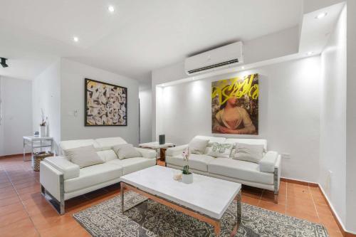 3BR - Villa Papaya at North Coast Village in เบกา อัลตา