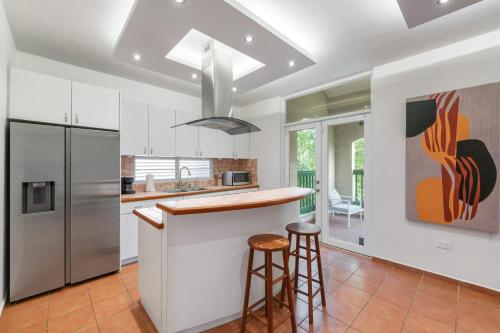 3BR - Villa Papaya at North Coast Village in เบกา อัลตา