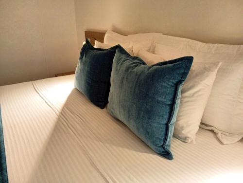 646241162 Hotel Lomas 10 Medellin by DICO