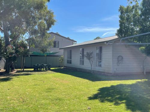 Bundalong Hideaway in บุนดาลอง