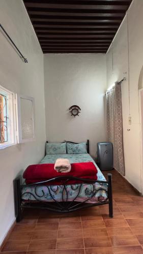 Chambre double, salle de bain extérieure