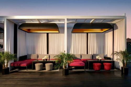 SLS Hotel a Luxury Collection Hotel Beverly Hills - image 9