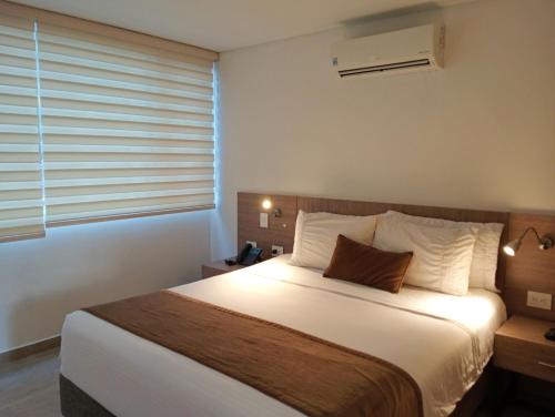 646244519 Hotel Lomas 10 Medellin by DICO