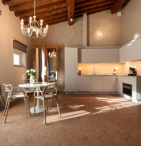 Palazzo Doni by Florence Art Apartments - image 3