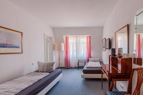 Hotel für Monteure in Dresden, Zimmer mit eigenem Bad und großer Gemeinschaftsküche, Дрезден (фото 9)