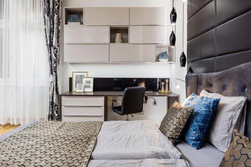 Spacious Designer Home with Premium Touches, Budapest (photo 2)