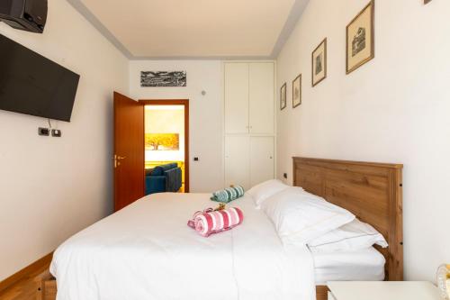 Roots of Rome Apartment, Рим (фото 8)