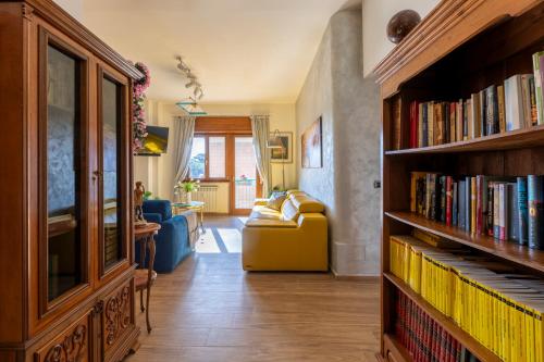 Roots of Rome Apartment, Рим (фото 6)