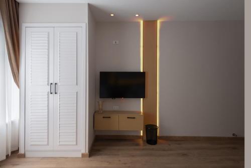 Elegance Grand City Hotel - image 5