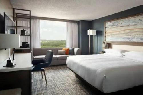 Marriott Jacksonville - image 8