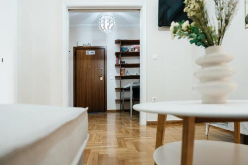 luxury apartment center athens (wifi), Athens (photo 6)