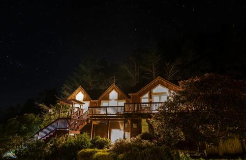 Vista exterior, Inn at Schoolhouse Creek in Little River (CA)
