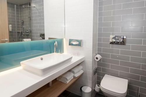 Holiday Inn Express Paris - Velizy an IHG Hotel - image 3