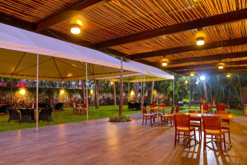 646313408 Holiday Inn Acapulco La Isla by IHG