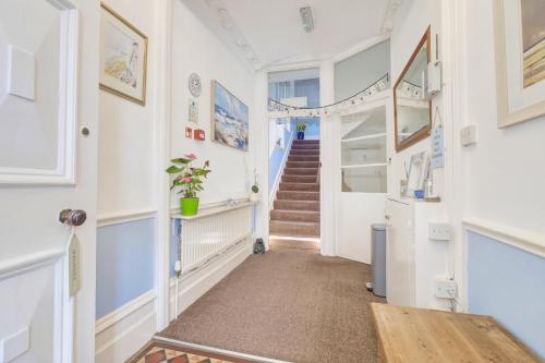 Bay Lodge Guest House - image 7