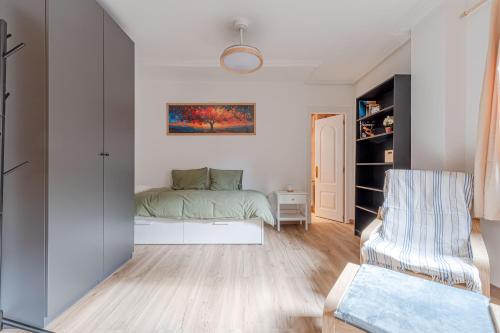 Estudio en Moncloa, Madrid (foto 8)