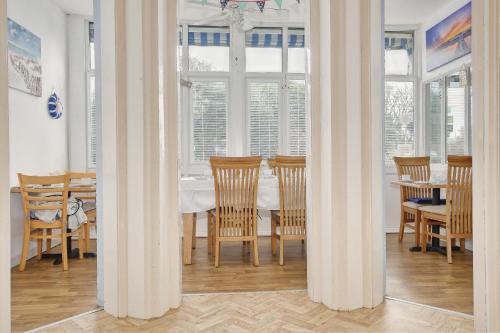 Bay Lodge Guest House - image 6