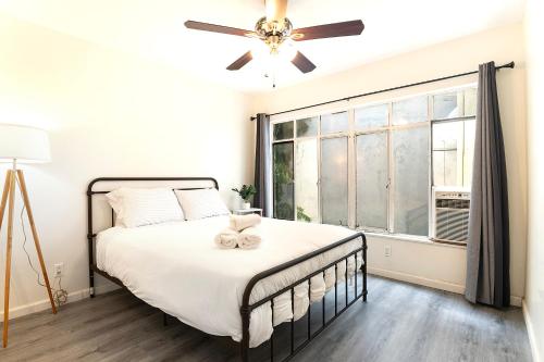 2-BR by Beverly Hills Steps from Restaurants, Cafes and Shopping, Los Angeles (fotografie 6)