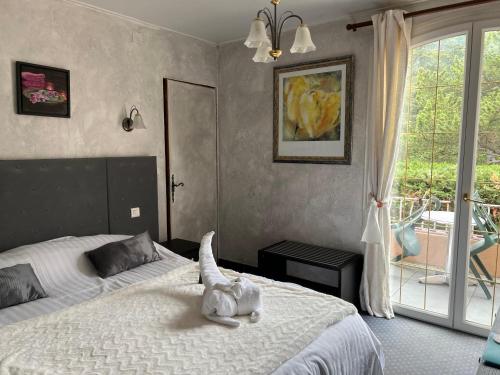 1 queen bed