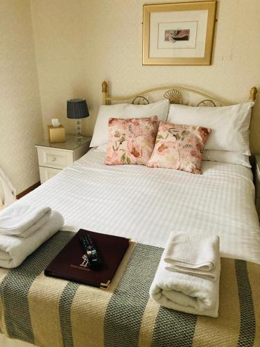 1 double bed